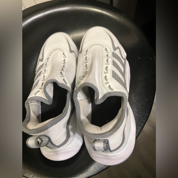 ADIDAS Impact FLX White Silver Grey Football Training Shoes Sneakers Mens 9.5 - Picture 11 of 11